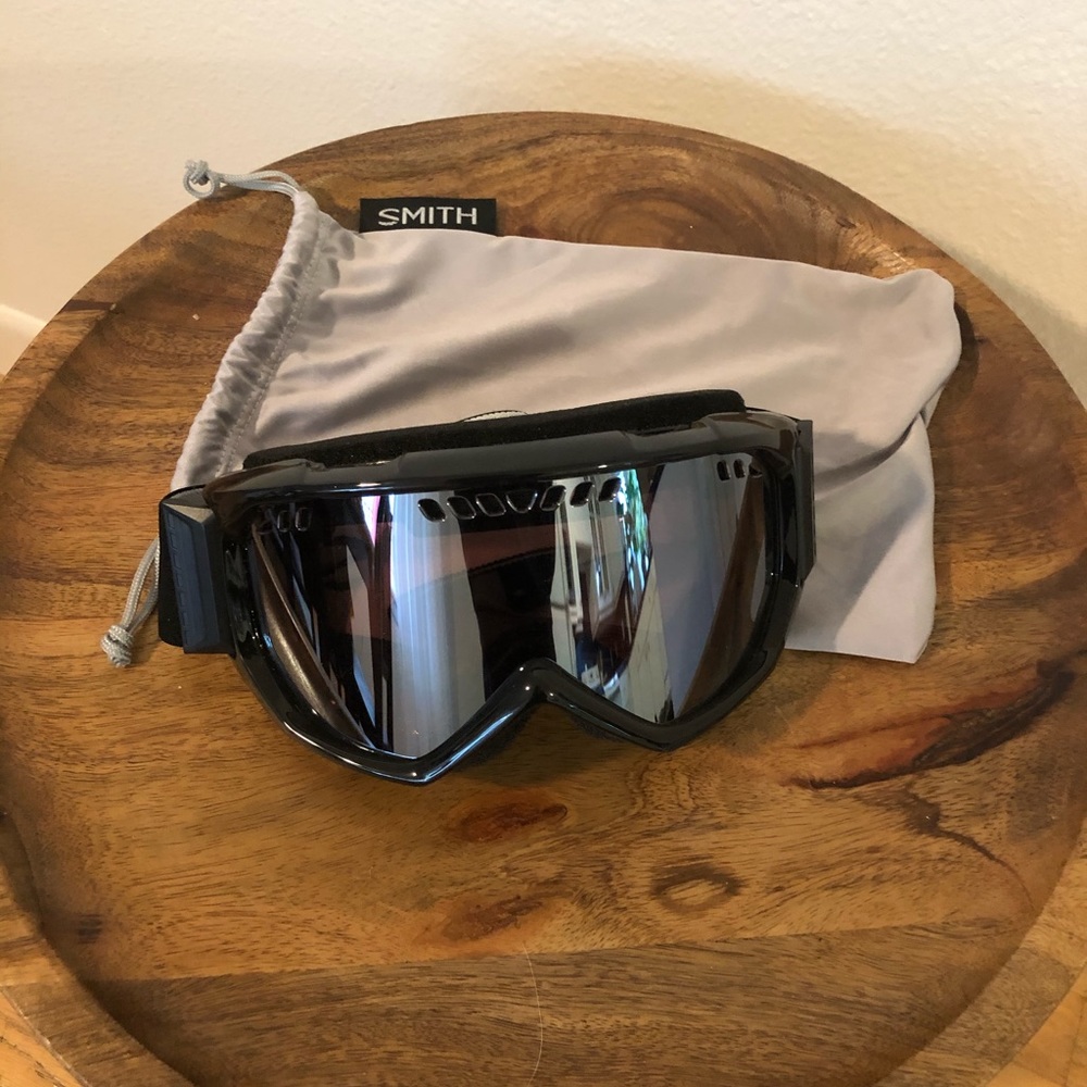 SMITH goggles